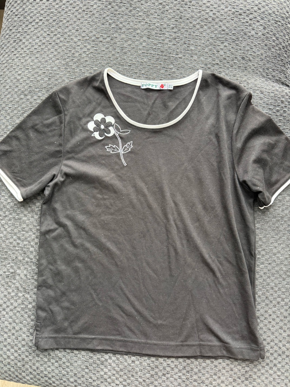 Black Floral-Accent Tee with Contrast Trim